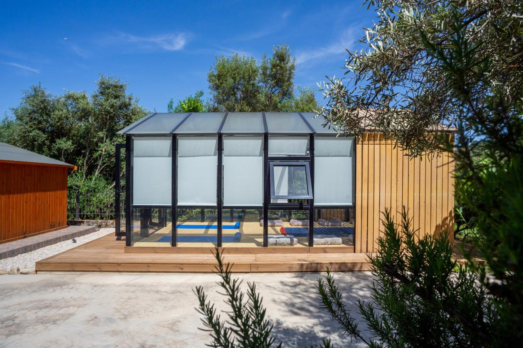 Apanema Mindfulness Lefkada - Ultra Fast Starlink Wifi In 2025 *